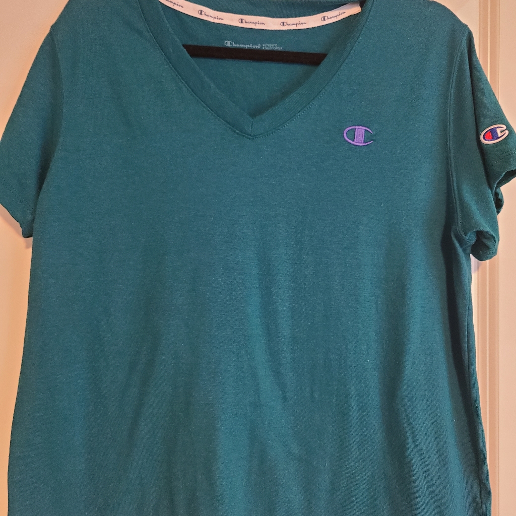 Champion Women's Basic Medium